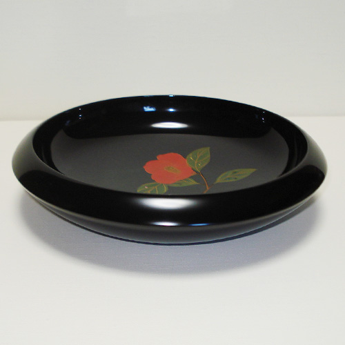 輪島塗 菓子器 鉄鉢形 -椿の高蒔絵仕上げ- [内外面とも黒色]｜輪島市の