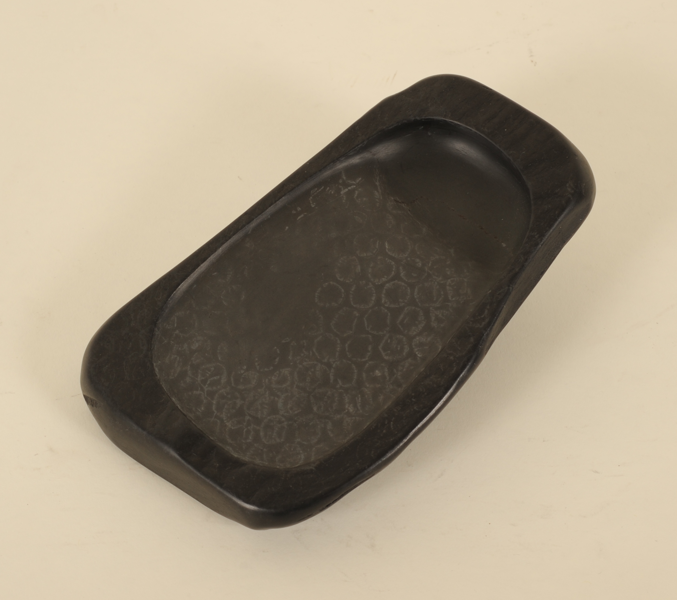 高島石 - 観峰館