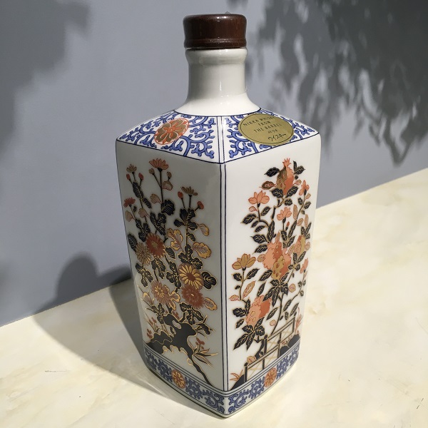 ニッカ フロム・ザ・バレル 有田焼 600ml】の買取価格と査定ポイントを
