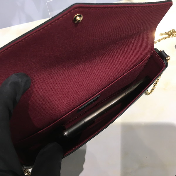 ルイ・ヴィトン】ポシェット・フェリシーの収納力・使い勝手の