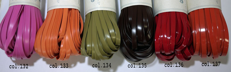 ラ メルヘンテープ 136 エナメルレッド 5mm幅・30m メルヘンアート