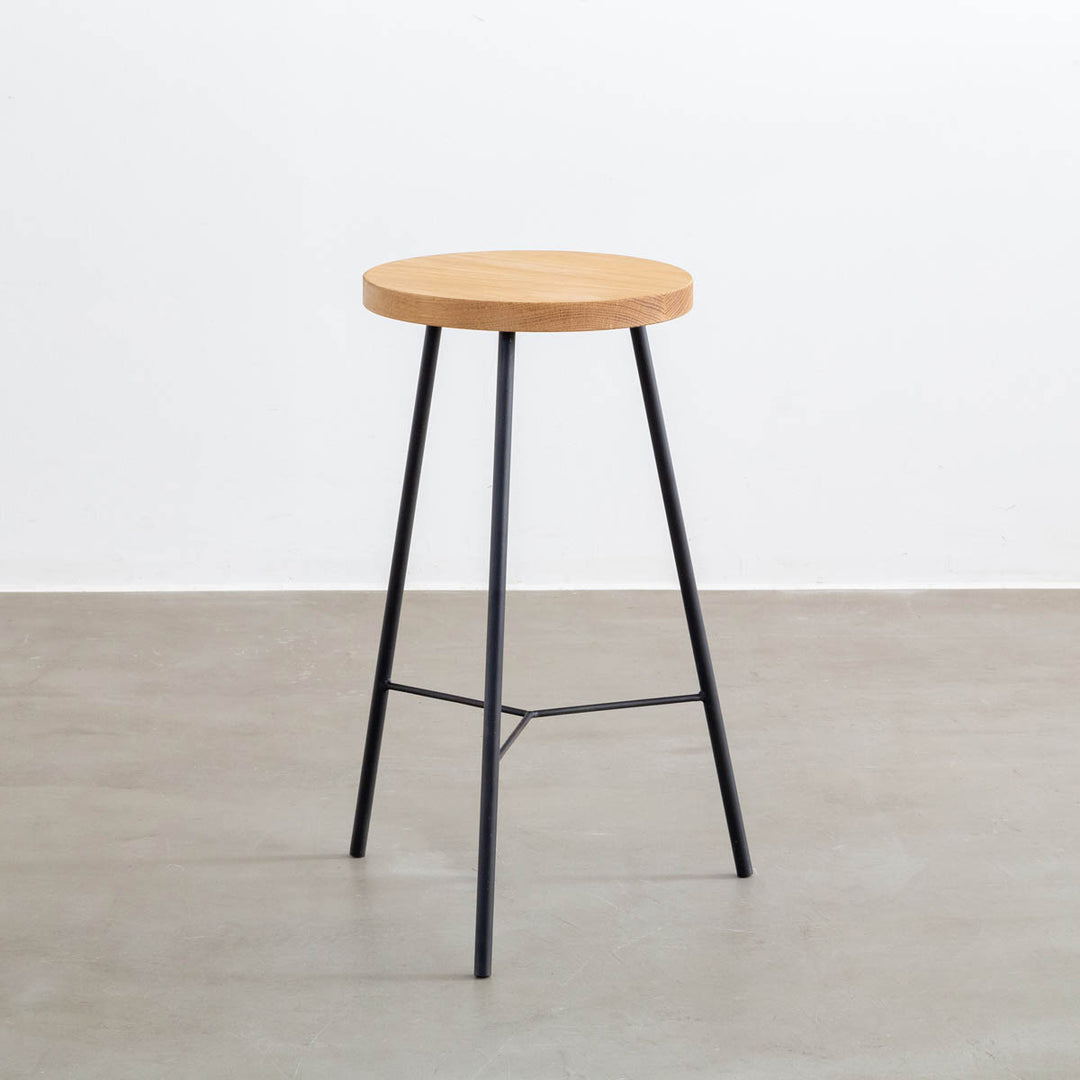 OaklowStoolIronLeg_04_1080x.