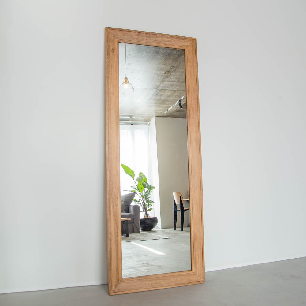 チーク無垢材 アートフレーム スタンドミラー 70×180 – KANADEMONO