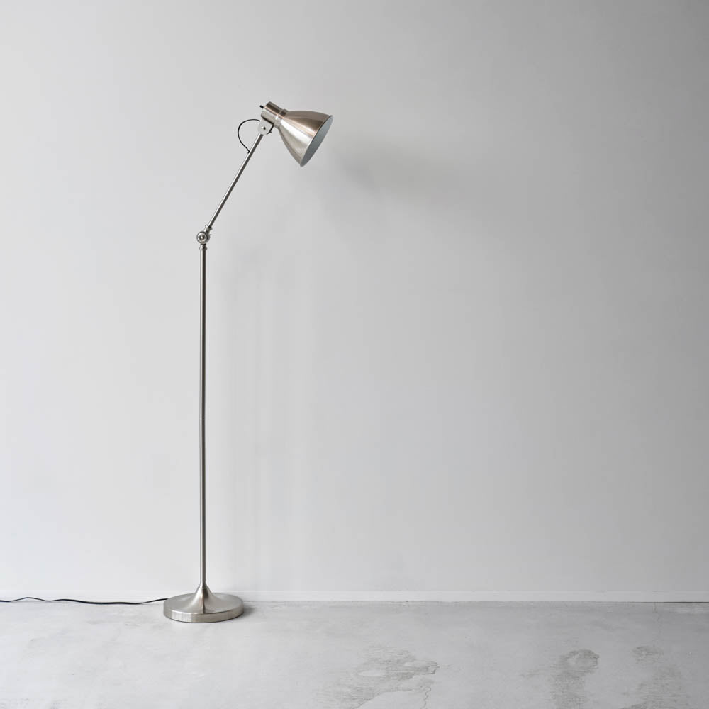 136277707_1_1080x.jpg?v=1640576207