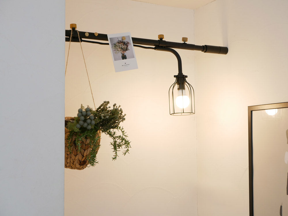 DRAW A LINE/ドローアライン＞005 Shelf B – カチモ | カチあるモノで