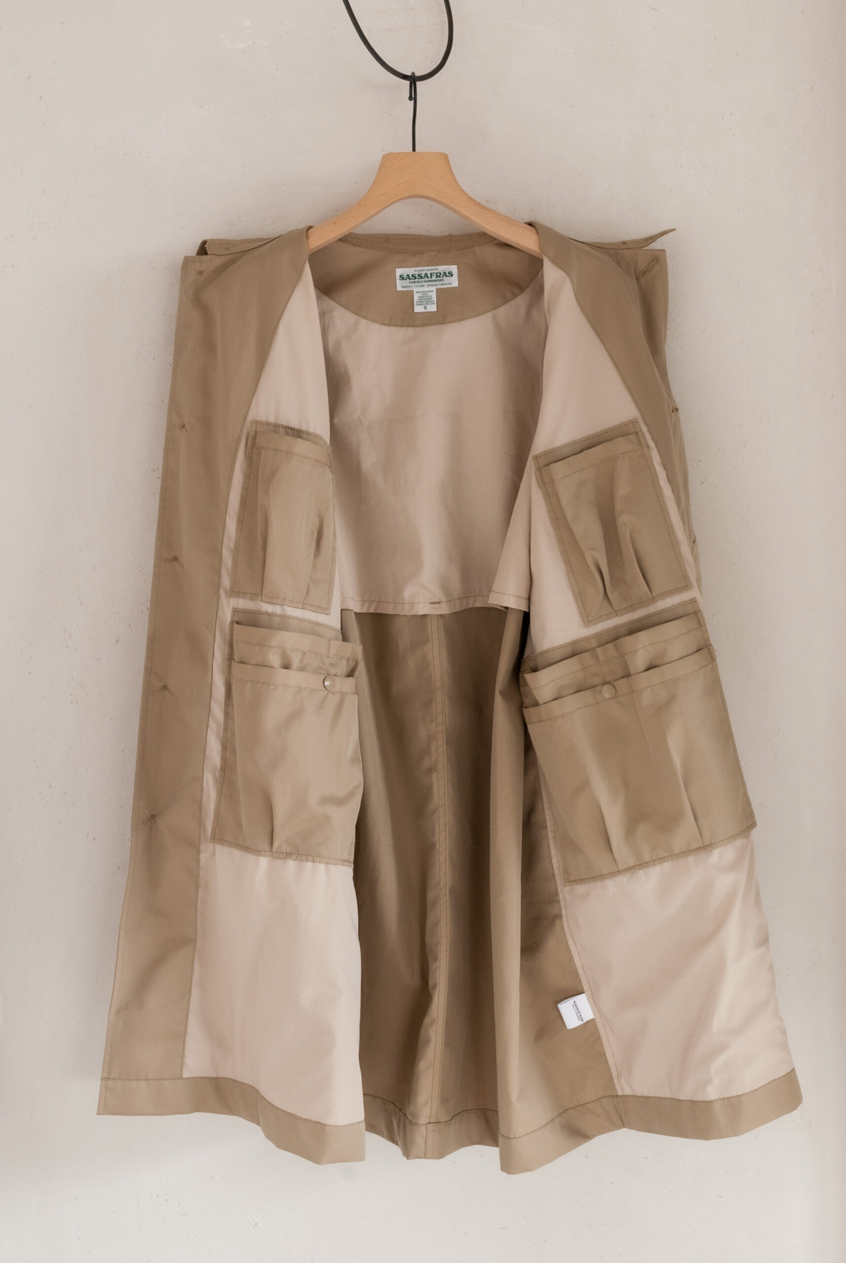 Sassafras Gardening At Night Coat Density Gabardine Beige | kado