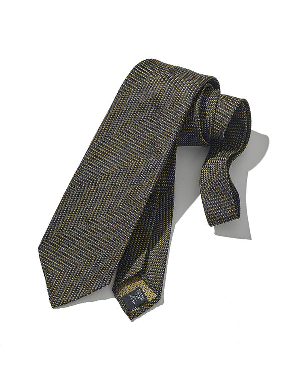 ATTO VANNUCCI（アット ヴァンヌッチ） – 買えるLEON