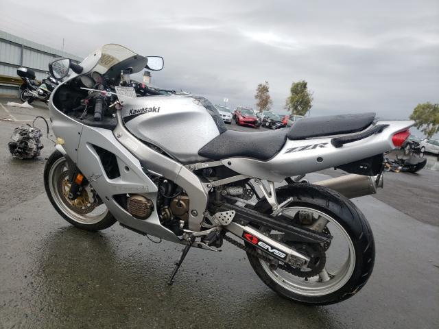 2006 Silver Kawasaki ZX-600 J1  Classic Photos - Kars4kids Garage