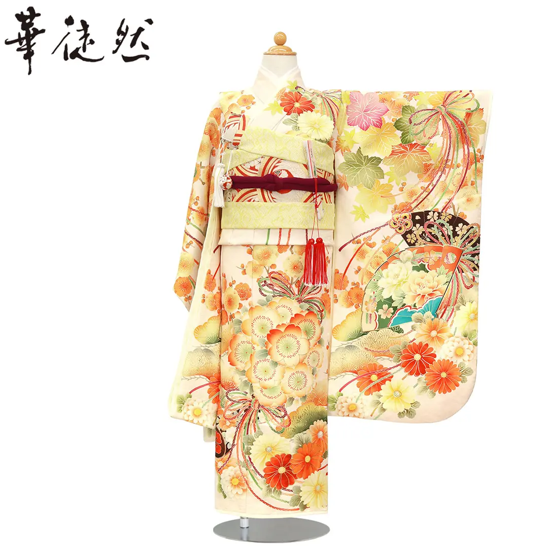 七五三着物レンタル／《華徒然》クリームイエロー地に百花と扇の着物
