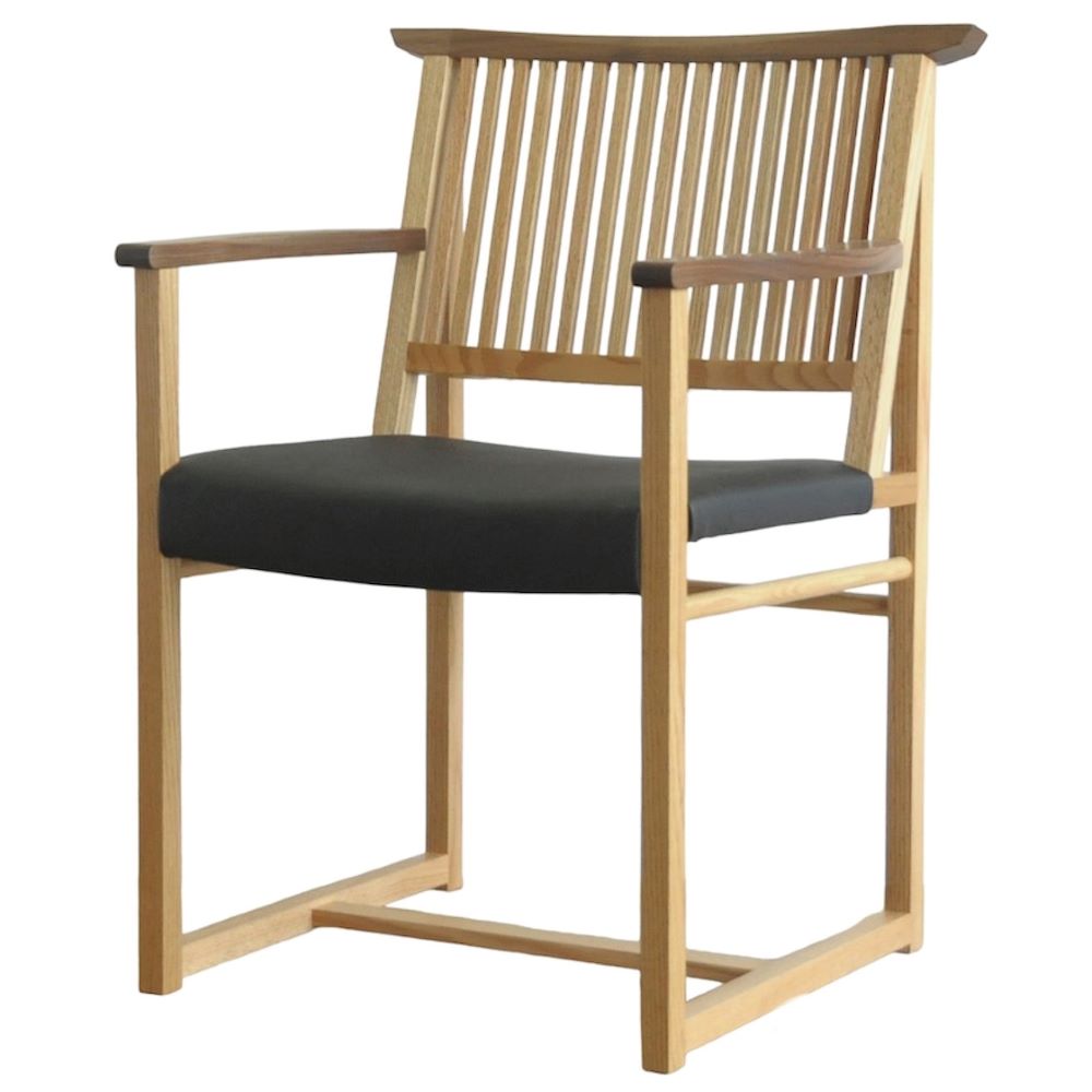 Takayama Wood Works ダイニングアームチェア W532K (張布仕様