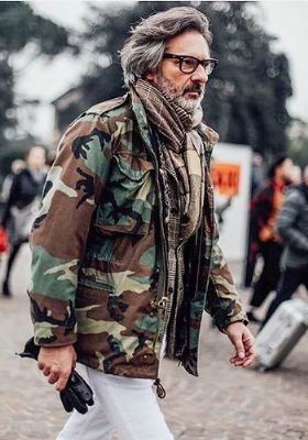 1983年アメリカ軍実物本物【M-65】フィールドコート ウッドランド