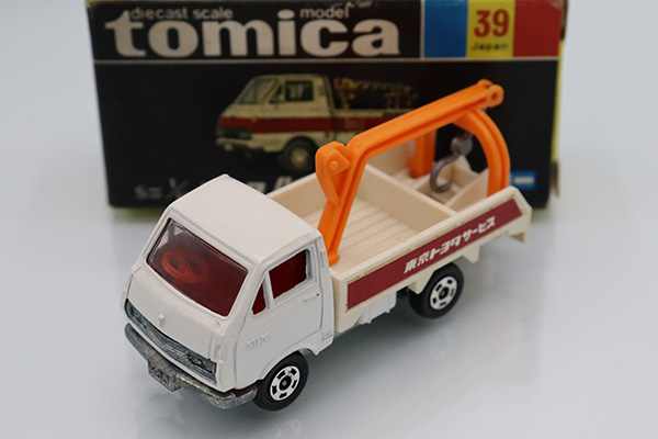 ミニカーショップ ケンボックス トミカ 黒箱☆39-1☆トヨタハイエース