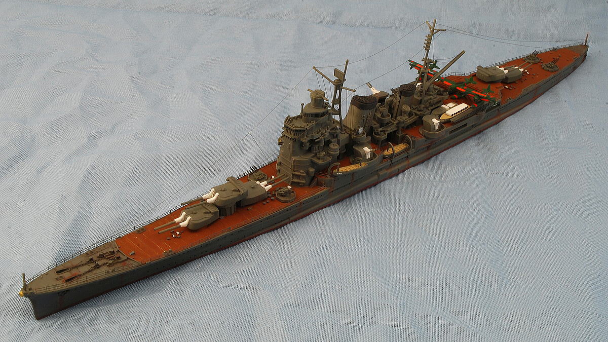 重巡洋艦羽黒 1945年 大日本帝国海軍 フジミ 1/700 組立と塗装・製作記