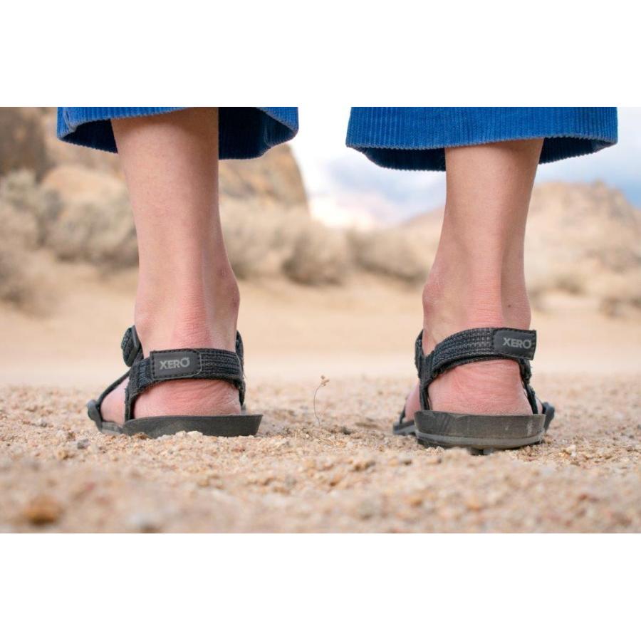 YEEZYSEASON6サンダルGRAPHITE NYLON SLIPPER43 YEEZY SEASON 6 より