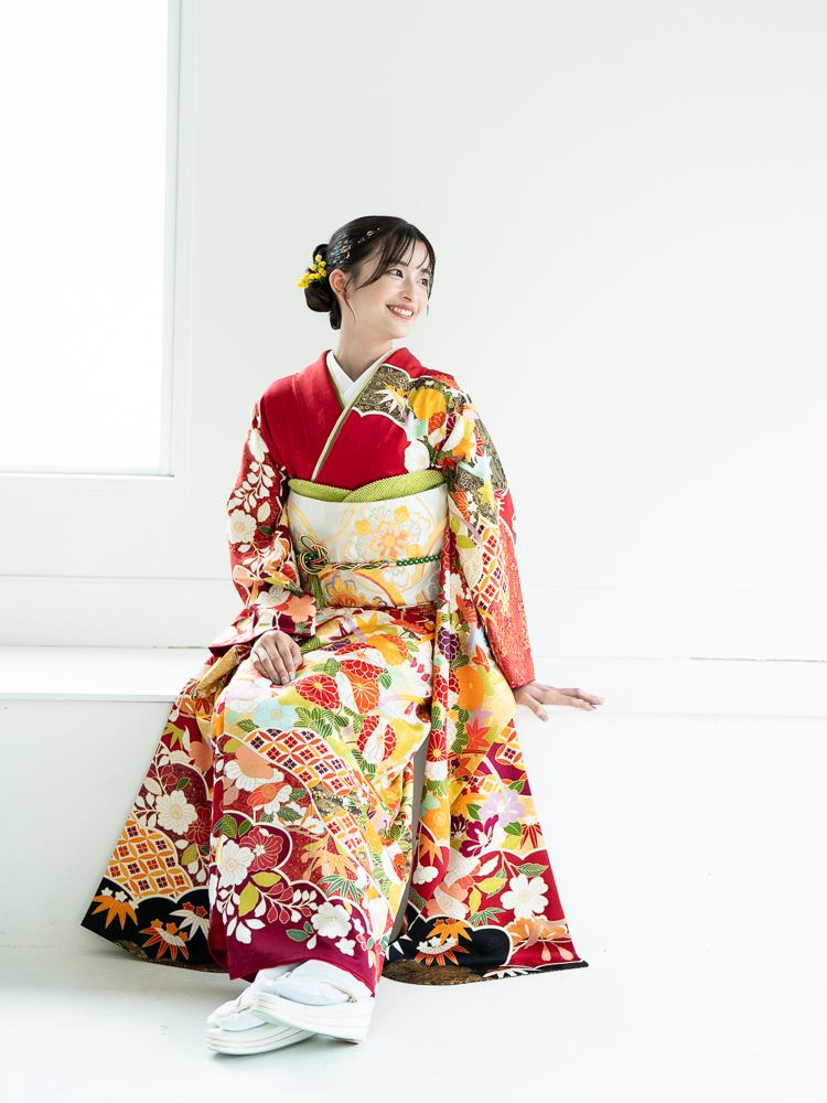 京都キモノ友禅】金駒刺繍×部分絞り銀通し煌めく王道古典振袖フル