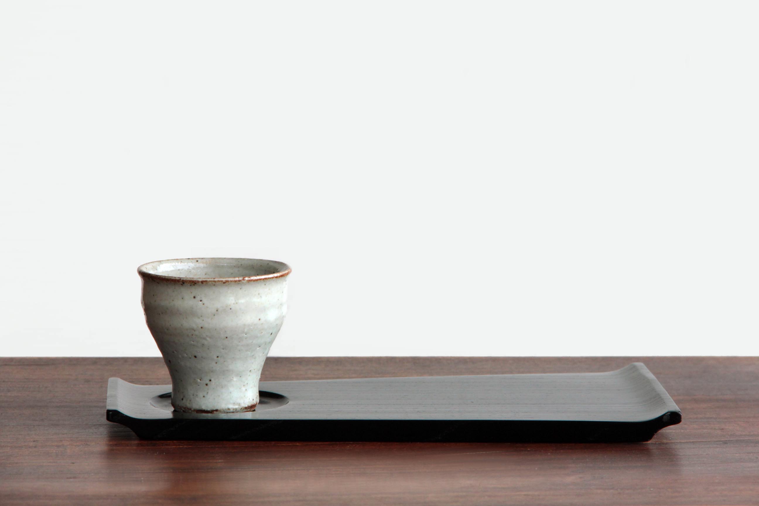 24.5cm / Black Lacquered Wooden Serving Plate – KinsenTOKYO