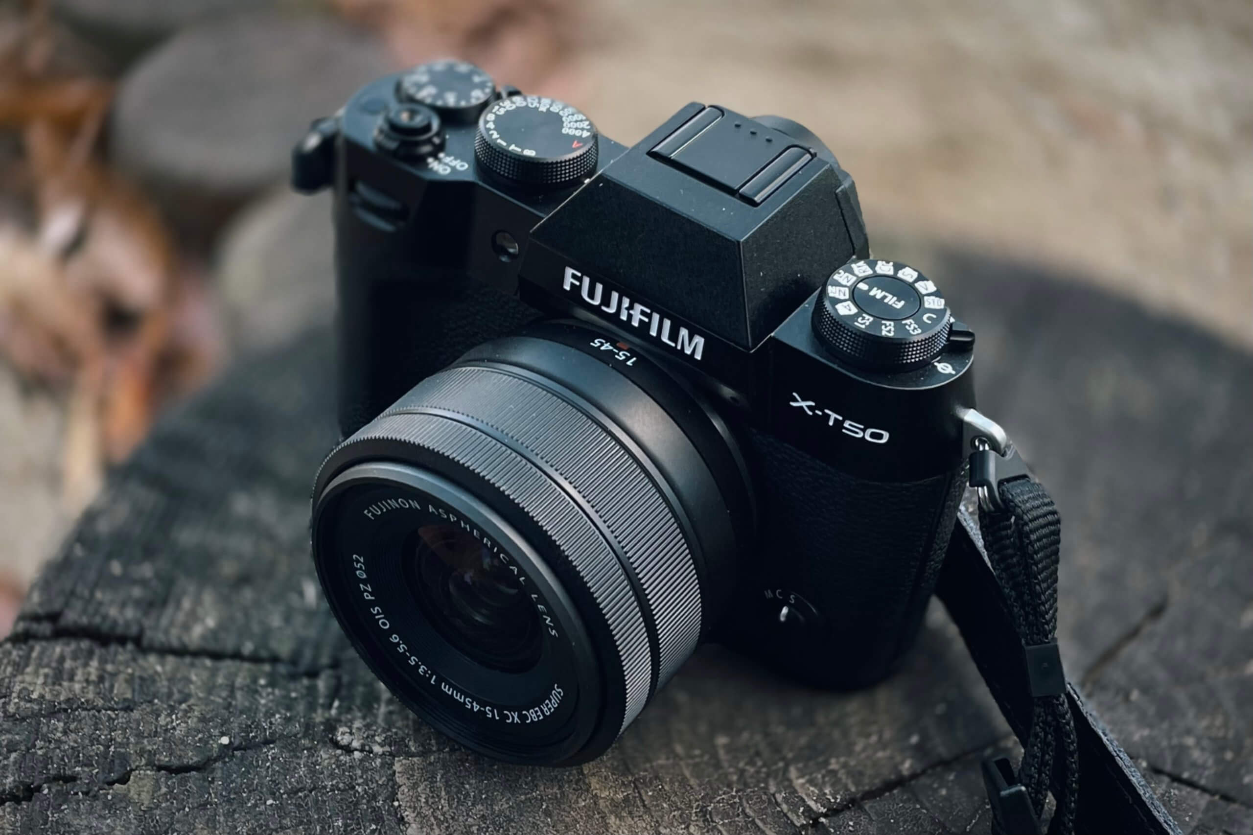 FUJIFILM X-T50のレンズキット、XC 15-45mm f3.5-5.6 OIS PZがあなどれ