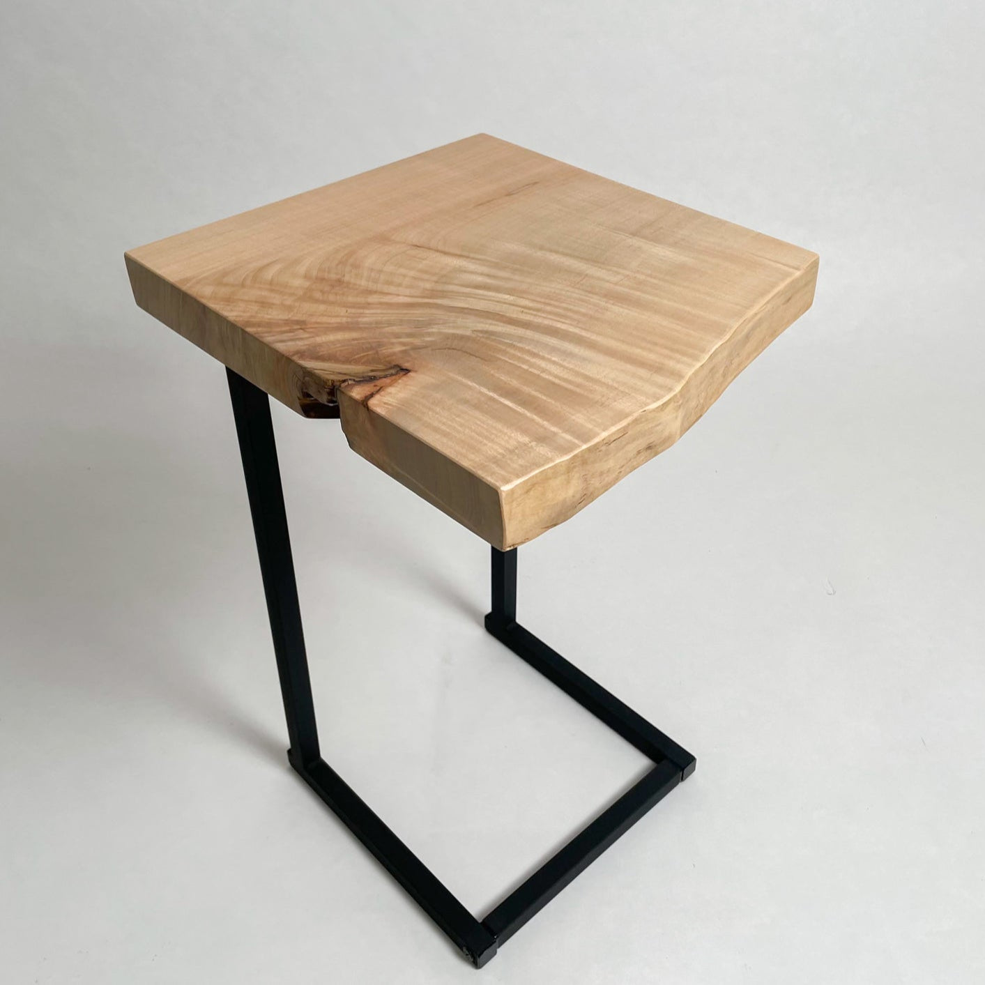 鬼童銘木】No.1146 一枚板楓（かえで）サイドテーブル – 【公式】鬼童