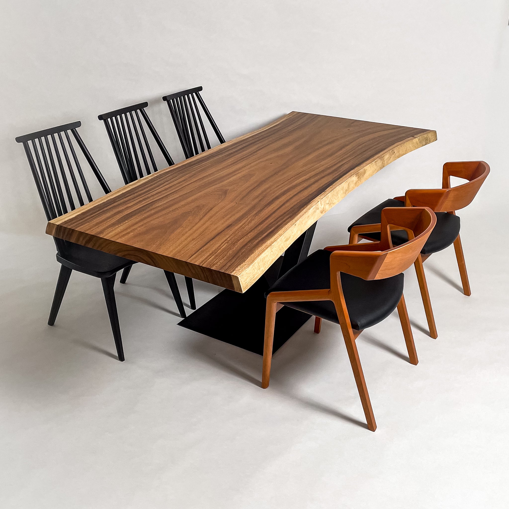 KIDO MEIMOKU モンキーポッド一枚板ダイニングテーブル｜200cm（6人