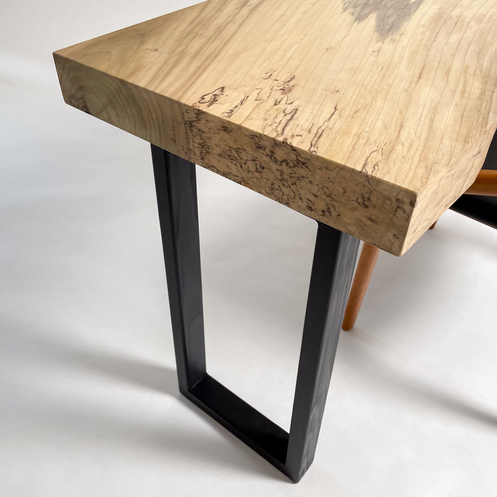 KIDOMEIMOKU 朴一枚板カウンター｜200cm(3人掛け) – 【公式】鬼童銘木