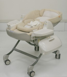 □ロアンジュ RU-700 【コンビ combi】 発売日2006年10月頃