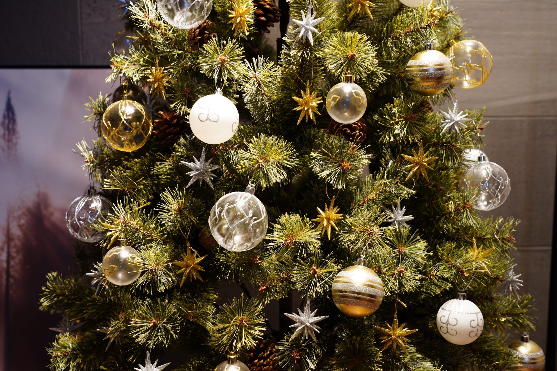 レビュー】アルザスツリー150cmとベツレヘムの星オーナメントで作る