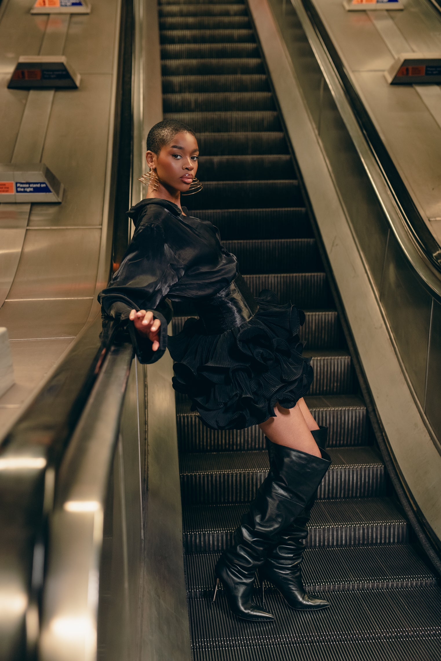 Kilentar Lase Black Ruffle Mini Skirt – KÍLẸ̀ŃTÀR