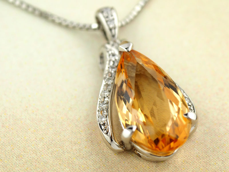 SOLD OUT】230,000円 Ptインペリアルトパーズ ダイヤモンド ペンダント