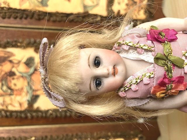 ジャーマンアンティーク ケストナー130の女の子 H13cm