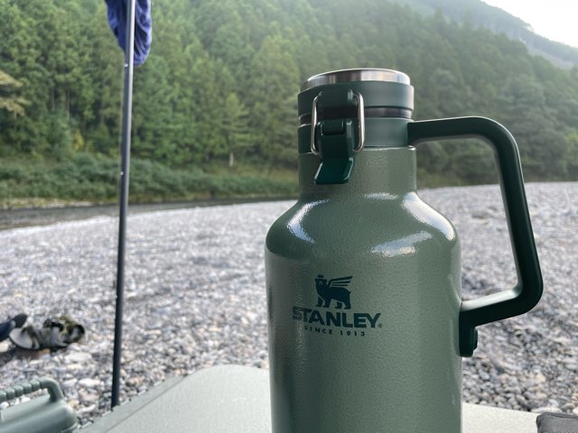 STANLEY（スタンレー）「クラシック真空グロウラー1.9L」ロックアイス