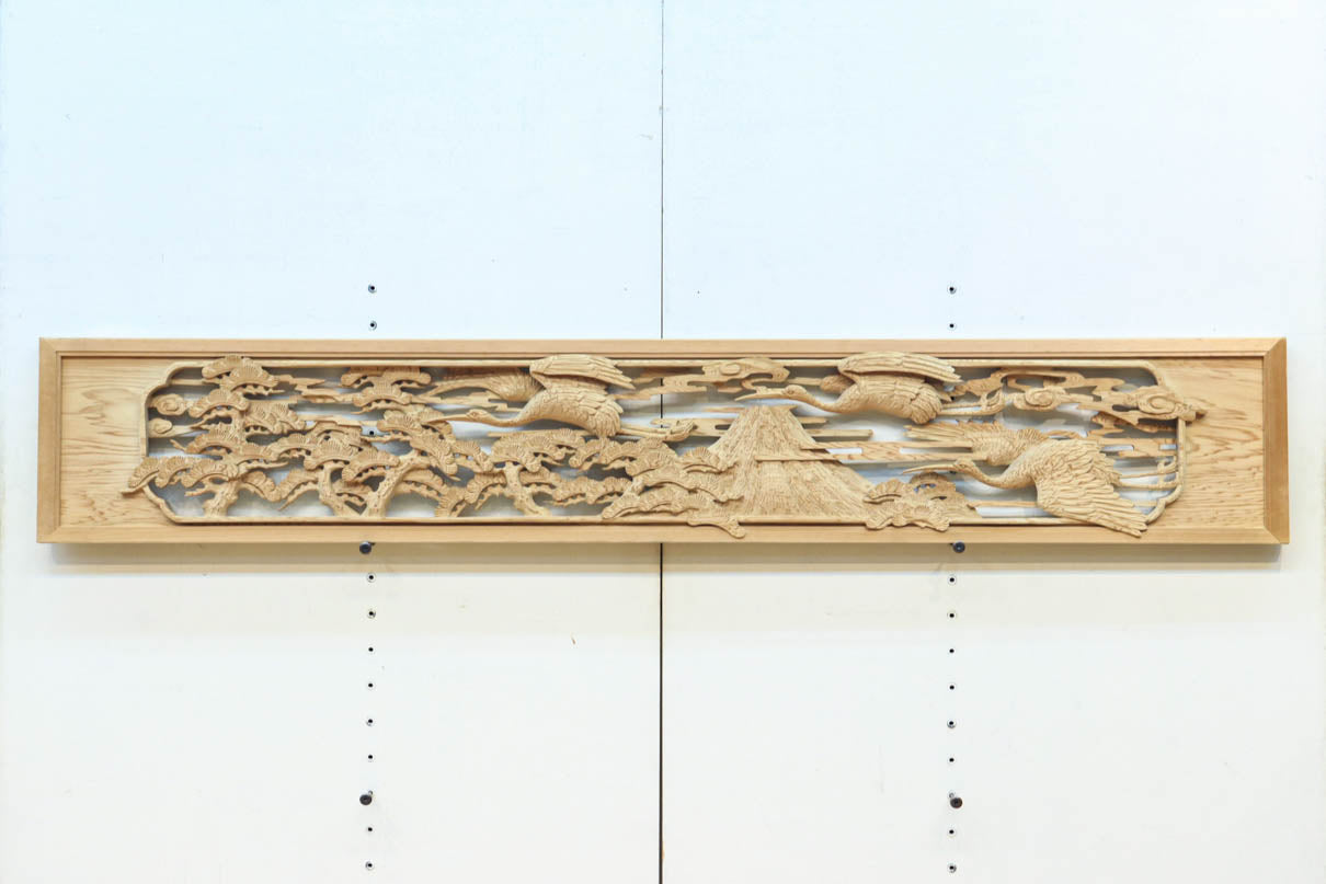 鶴と松を細やかに描いた彫刻欄間 EZ2812ab 在庫(a:1 b:1)枚 – 古福庵