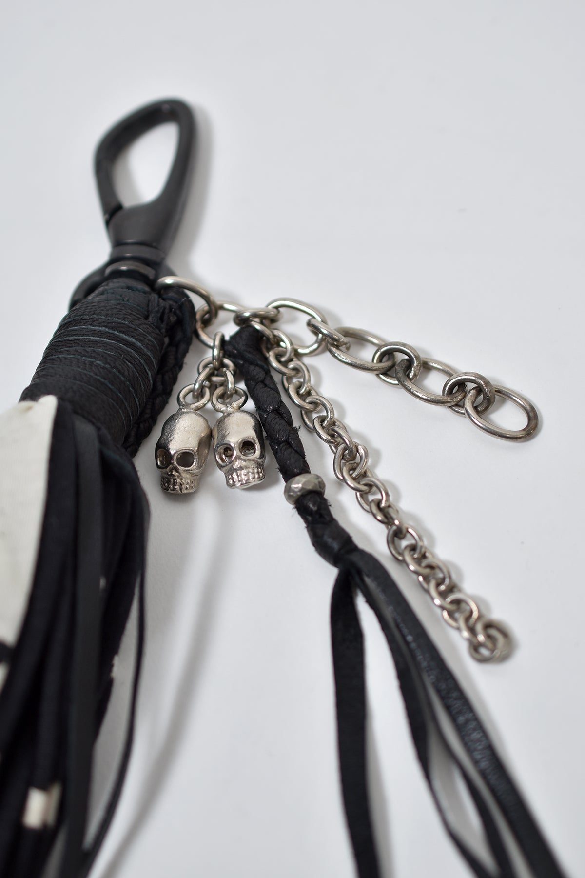 KMRii ケムリ Feather Hook 09 フェザー フック レザー 小物