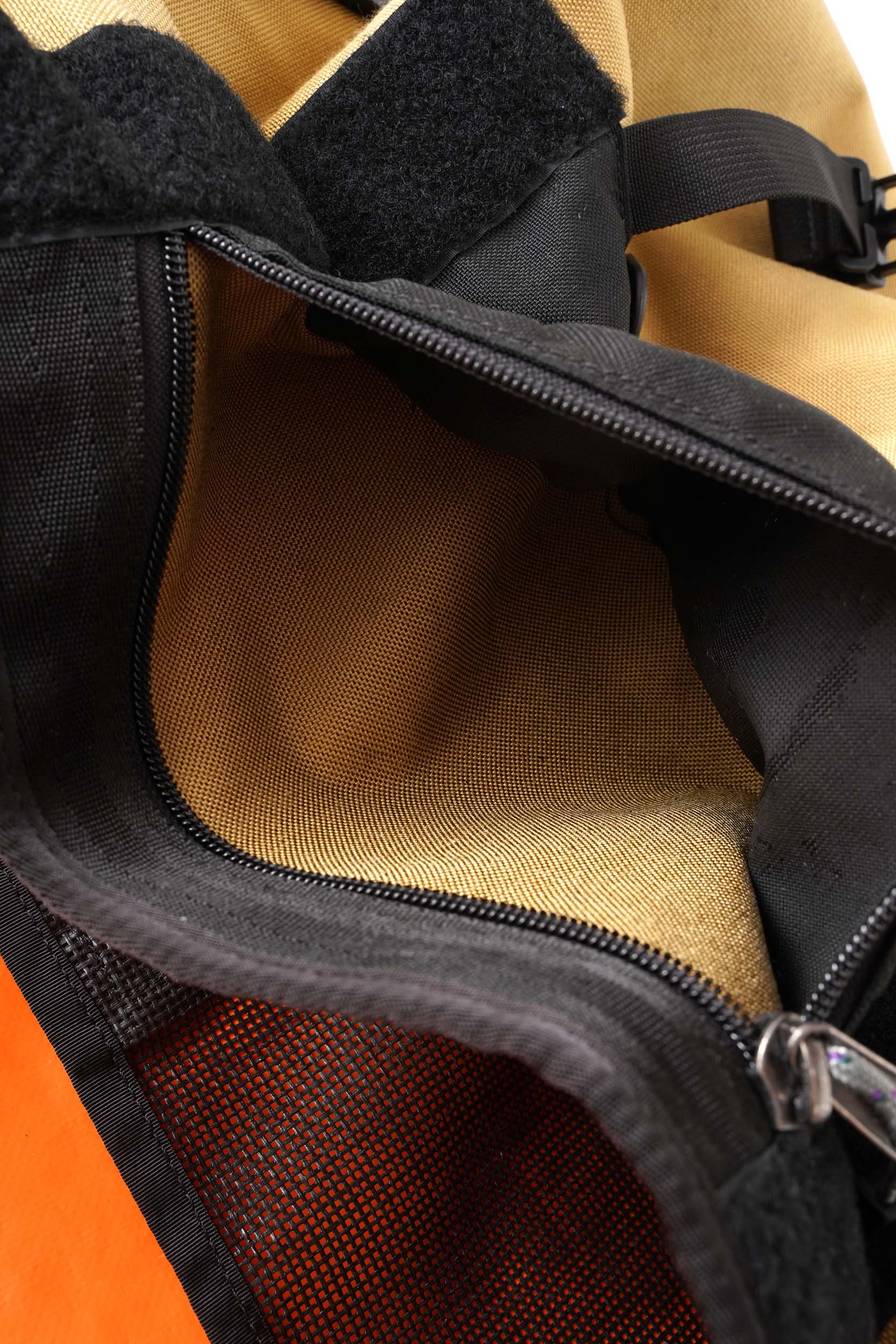 MADE IN CANADA PAC DESIGNS MESSENGER BAG – KNEW STORE