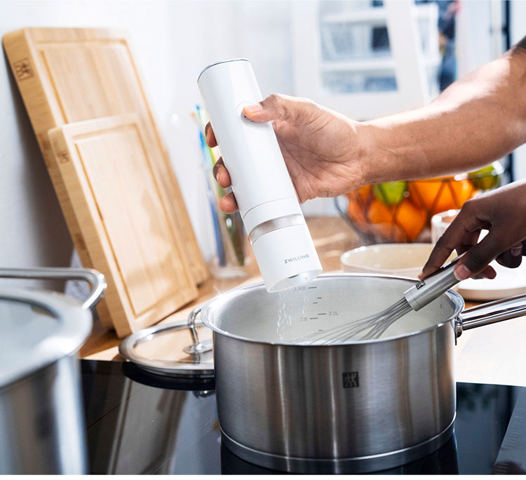 ツヴィリング エンフィニジー 電動ミル ホワイト ソルト ペッパー ミル