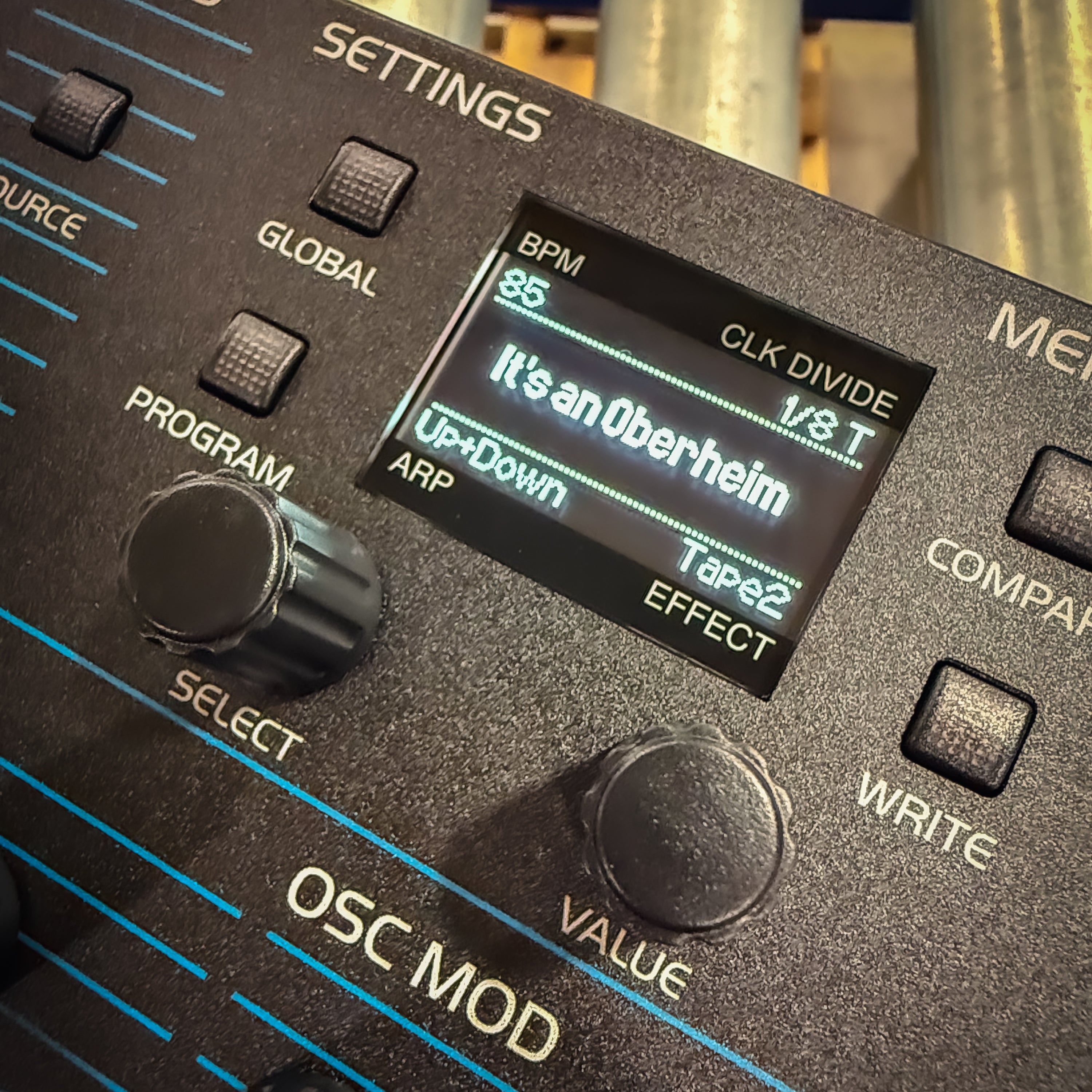 Oberheim TEO-5 Compact 5-Voice Polyphonic Synthesizer – Kraft Music