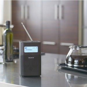 ステレオスピーカーFM/AMホームラジオ「SRF-V1BT」が、出荷完了により