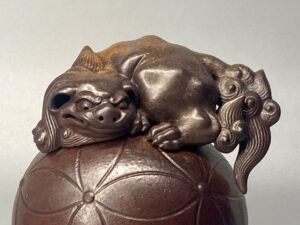 備前焼 優品（10）玉獅子香炉 | 興楽園