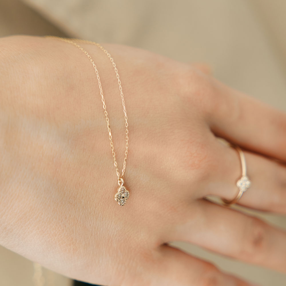 K10 ダイヤモンド フラワーモチーフ ネックレス | 63-4619 – L&Co.