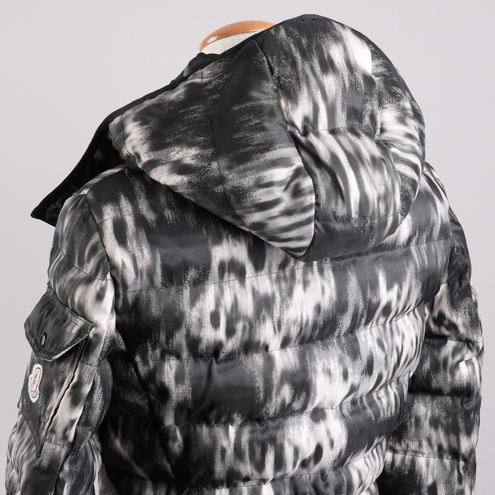 レンタル2泊3日～】MONCLER モンクレール SABY ダウンジャケット