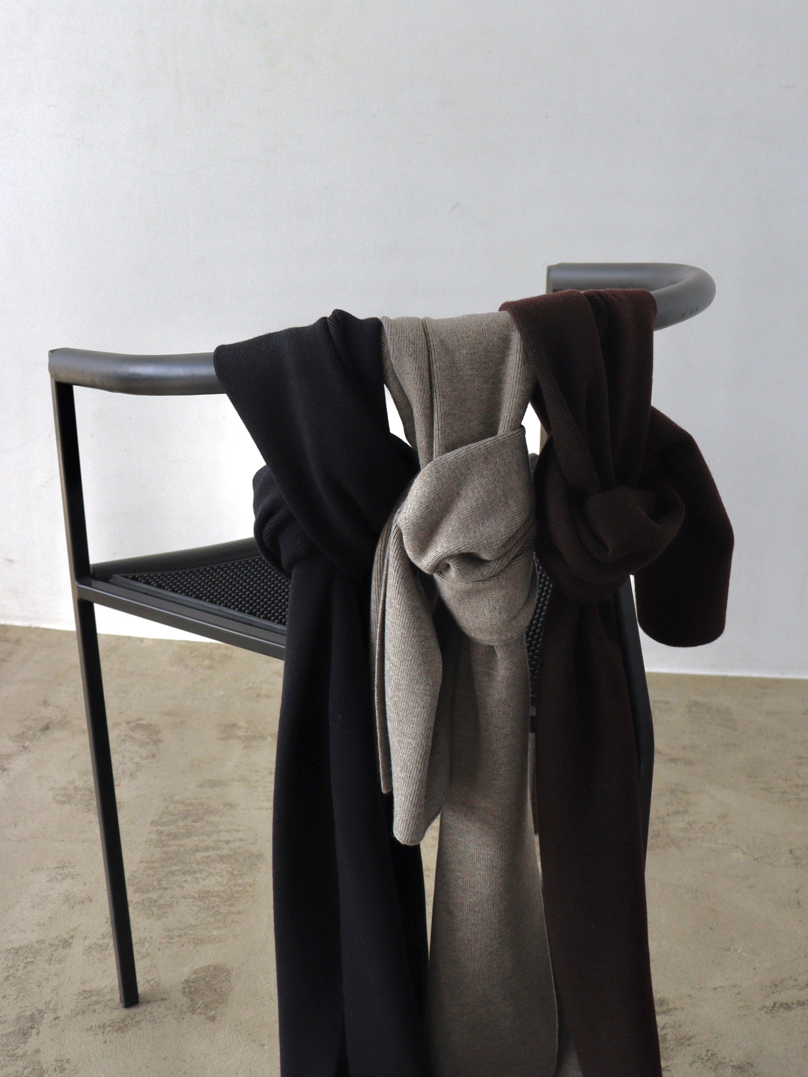 antipilling muffler – LA PEAU DE GEM