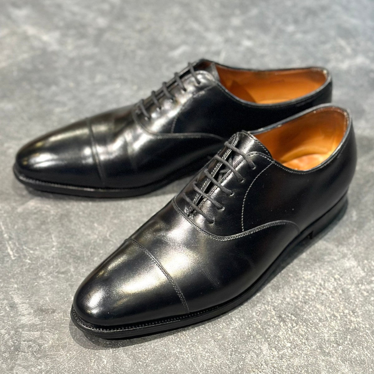 使用数回極美品】JOHN LOBB ASHILL · ブラックスエード 8.5 使用数回極