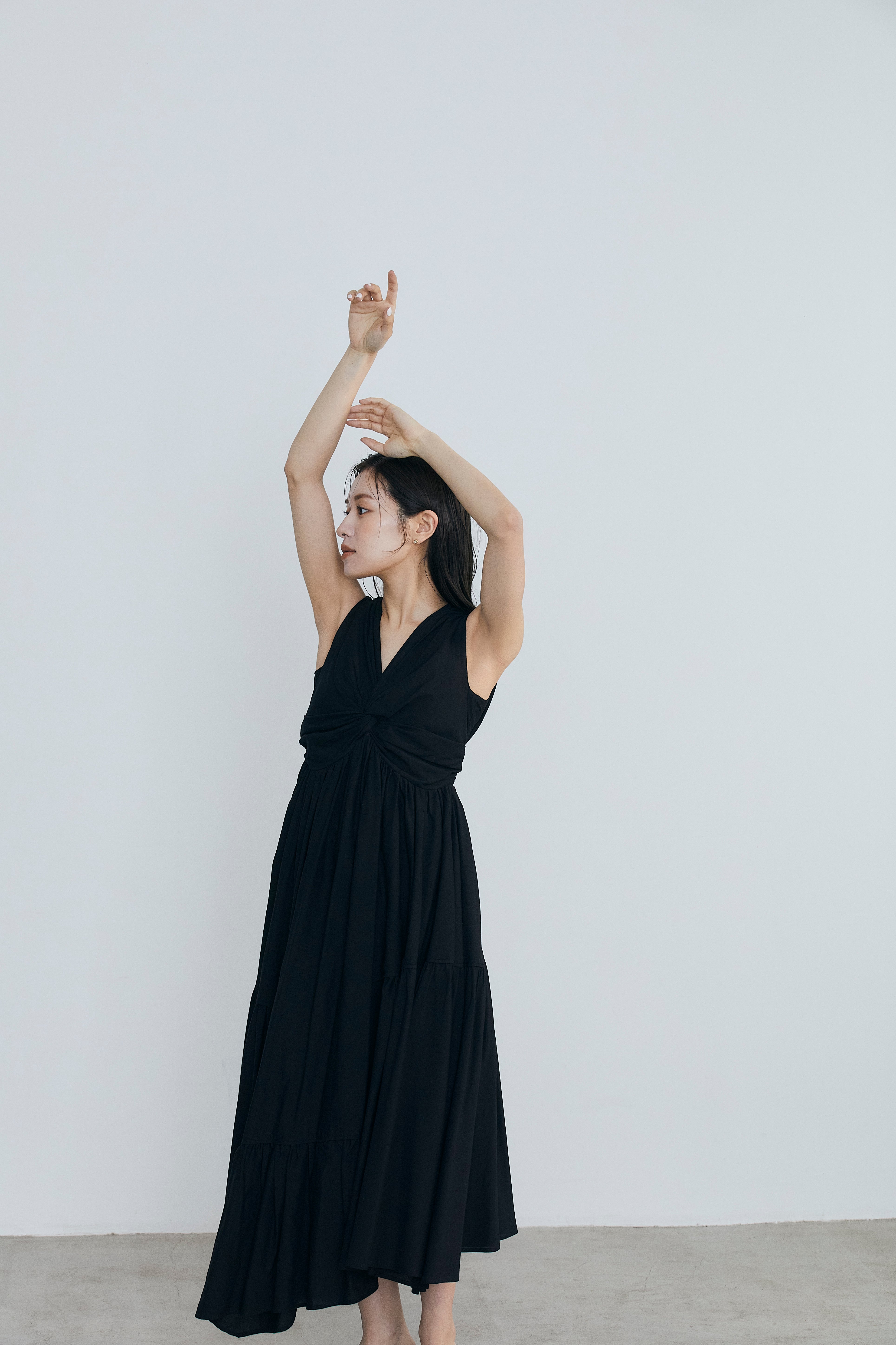 再入荷】Irregular hem twist Dress – L'AUBE BLANC