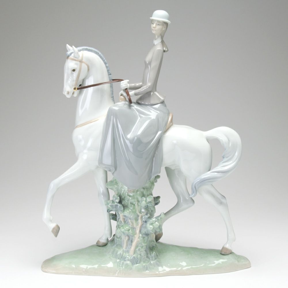 リヤドロ 踊る少女 05050 | ブランド洋食器専門店ル・ノーブル 公式