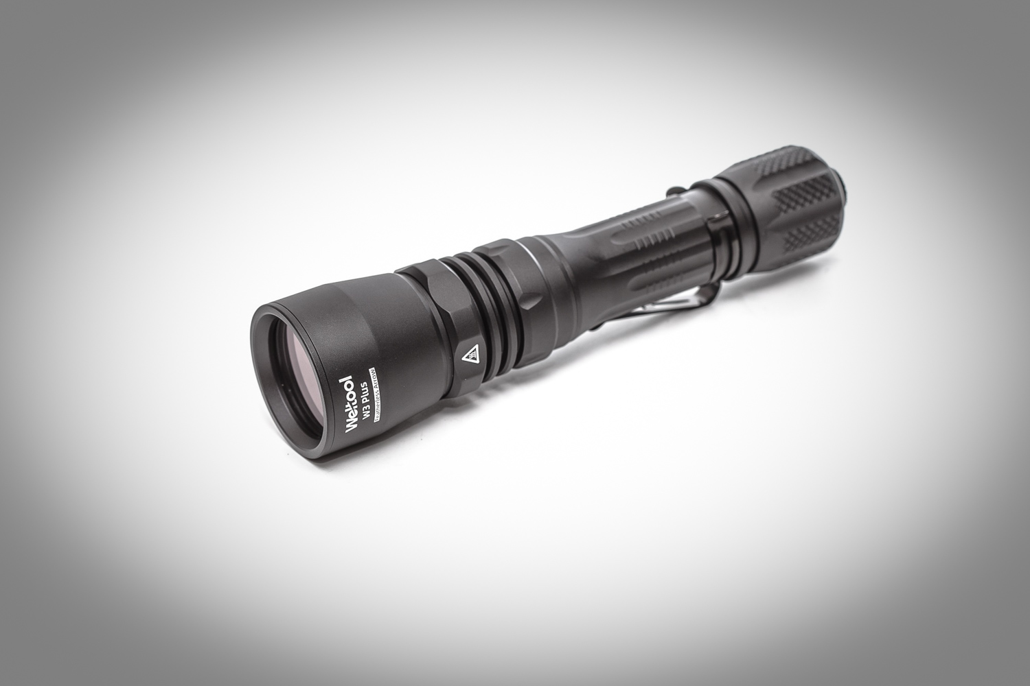 Weltool W3 Plus | High output LEP flashlight 900lm
