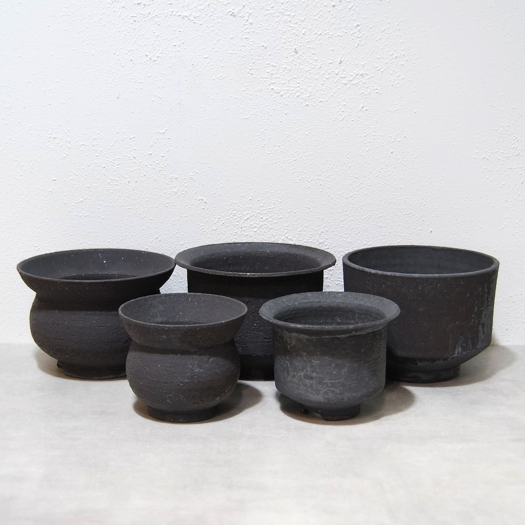 かみ山陶器さんの黒鉄釉植木鉢を追加しました！ – linkplants -リンク