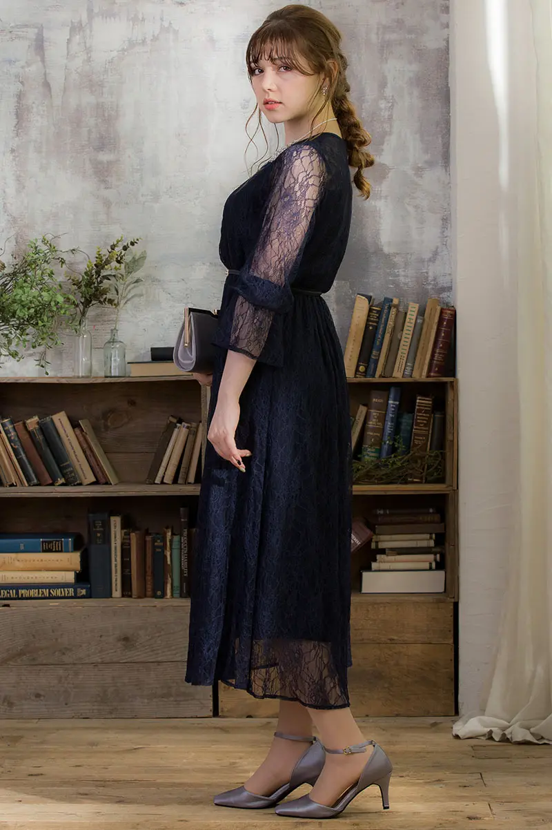 ネイビーの長袖総レースドレス | trattoria | S | 結婚式パーティーの