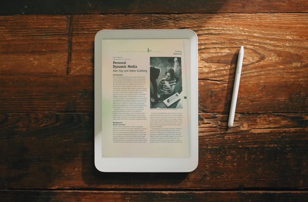 Daylight Computer DC-1 is a $729 tablet with a 