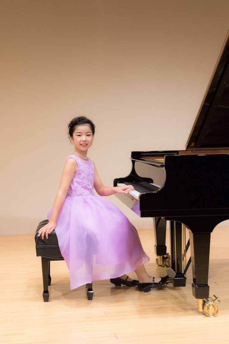 ピアノ発表会におすすめ☆ピアノシューズ(エナメル)23cm好評のため完売