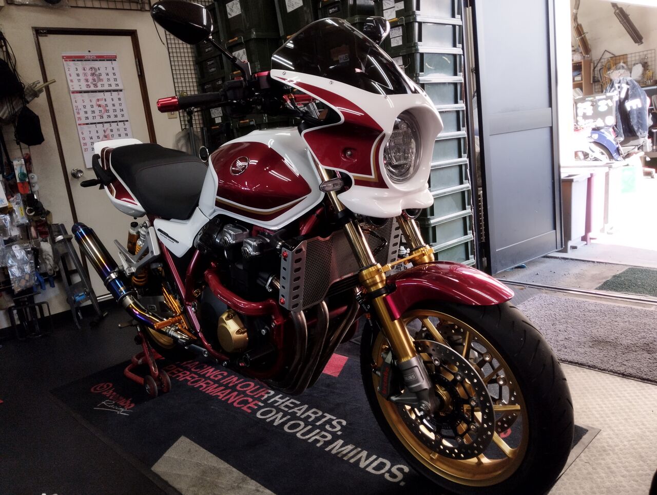 トータルクラフト製ビキニカウル別注Ver＆パフォーマンスダンパー3台目