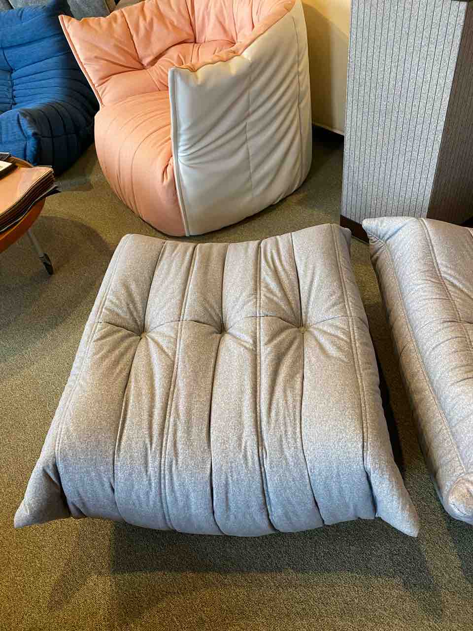 asuka様 リーン・ロゼ トーゴ オットマンパフ asuka様 リーン・ロゼ